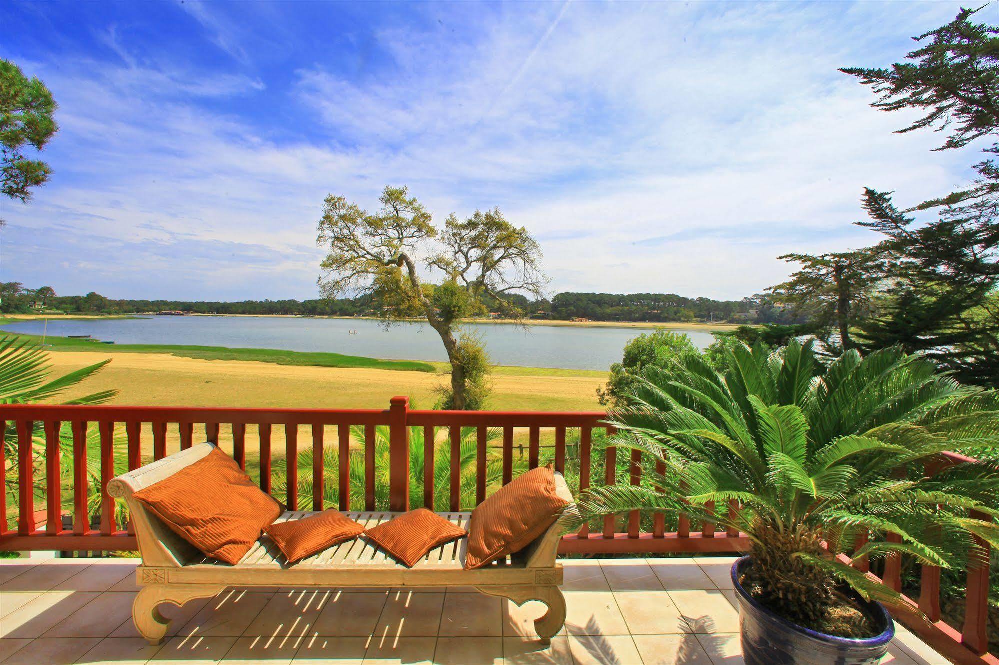 Hotel Les Hortensias Du Lac Soorts-Hossegor Exterior photo